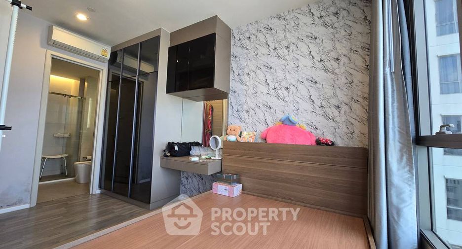 For sale 1 bed condo in Sathon, Bangkok