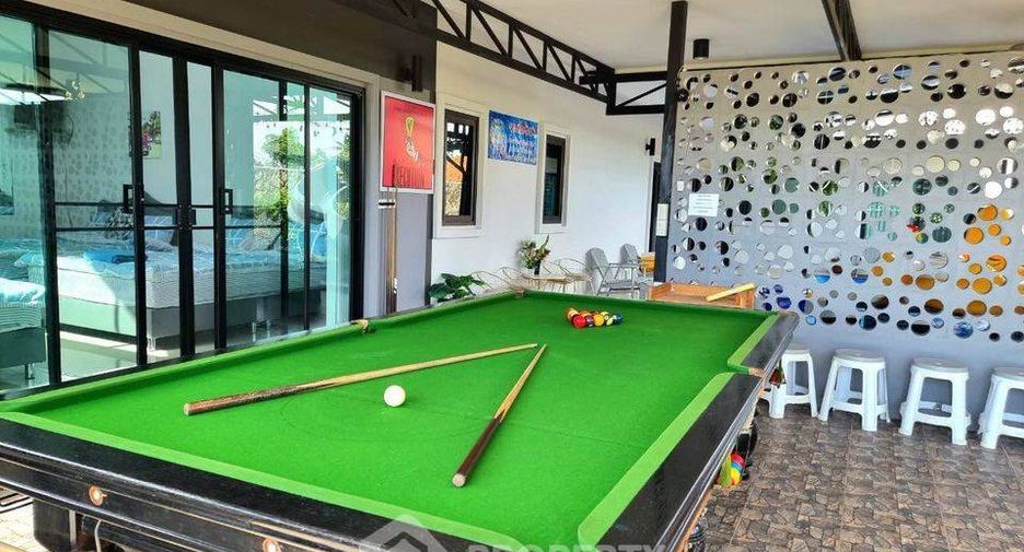 For rent and for sale 4 bedrooms villa in East Pattaya, Pattaya
