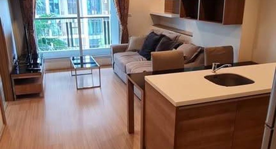 For sale 1 Beds condo in Huai Khwang, Bangkok