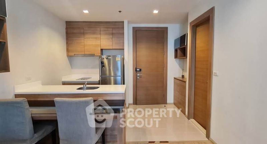 For sale 1 Beds condo in Huai Khwang, Bangkok