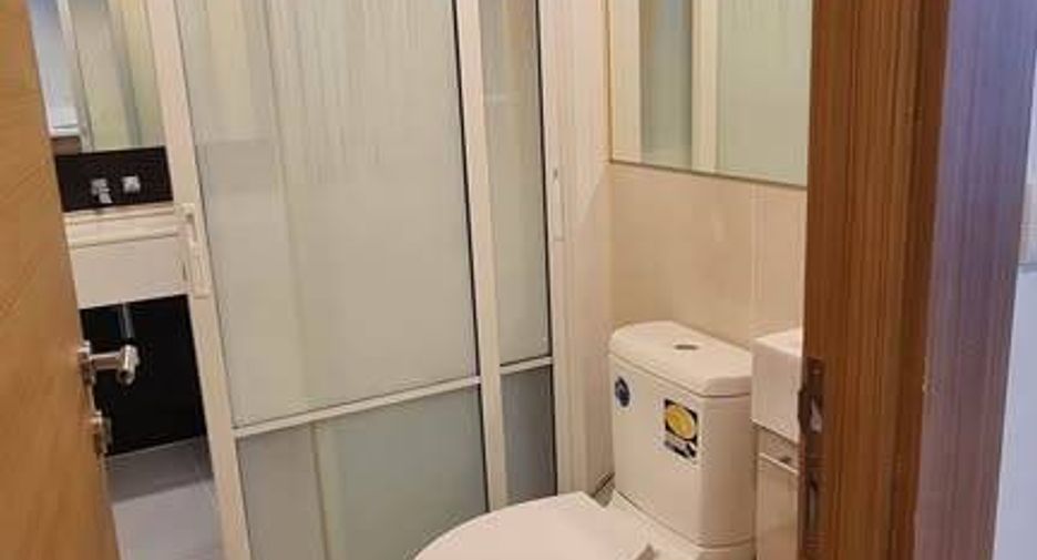For sale 1 Beds condo in Huai Khwang, Bangkok