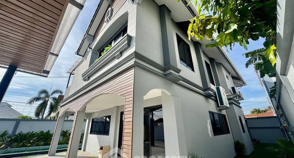 À vendre 5 chambres villa à East Pattaya, Pattaya