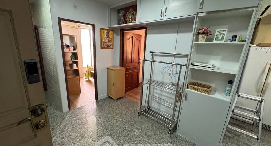 For sale 2 bedrooms condo in Ratchathewi, Bangkok