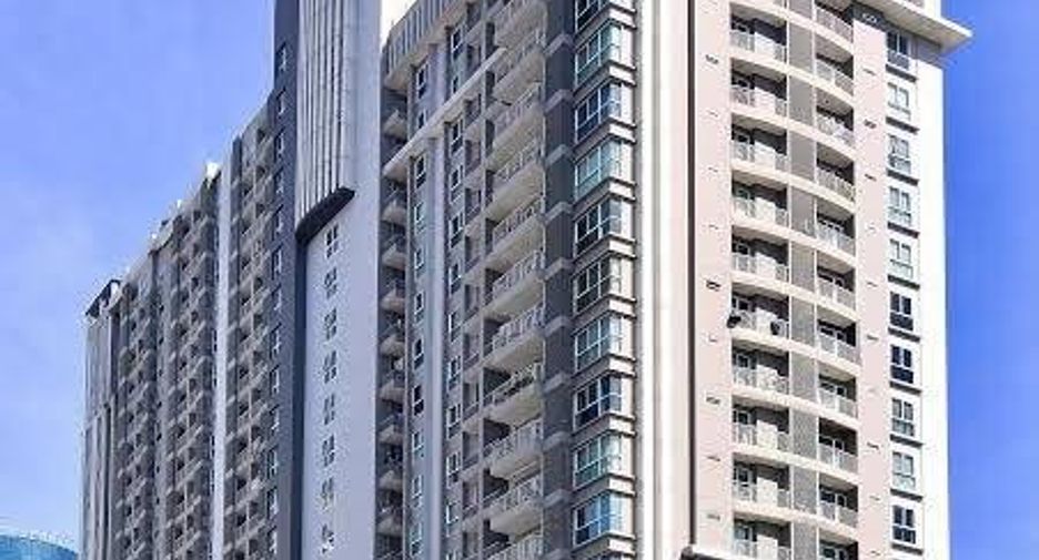 For sale 2 bedrooms condo in Ratchathewi, Bangkok