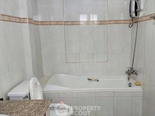 Haus zum Kauf mit 3 Zimmer in Si Racha, Chonburi