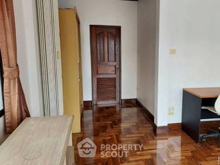 Haus zum Kauf mit 3 Zimmer in Si Racha, Chonburi