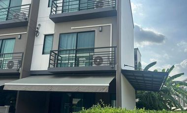 For rent and for sale 3 bedrooms townhouse in Prawet, Bangkok