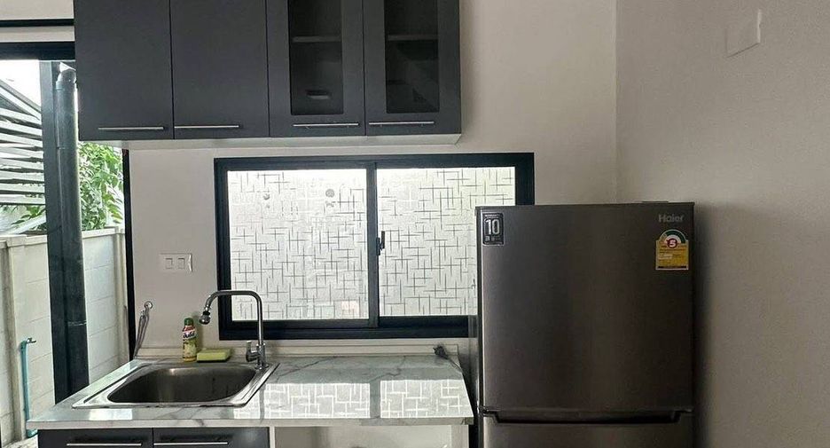 For rent and for sale 3 bedrooms townhouse in Prawet, Bangkok