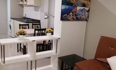 Wohnung zum Kauf mit 2 Zimmer in Huai Khwang, Bangkok