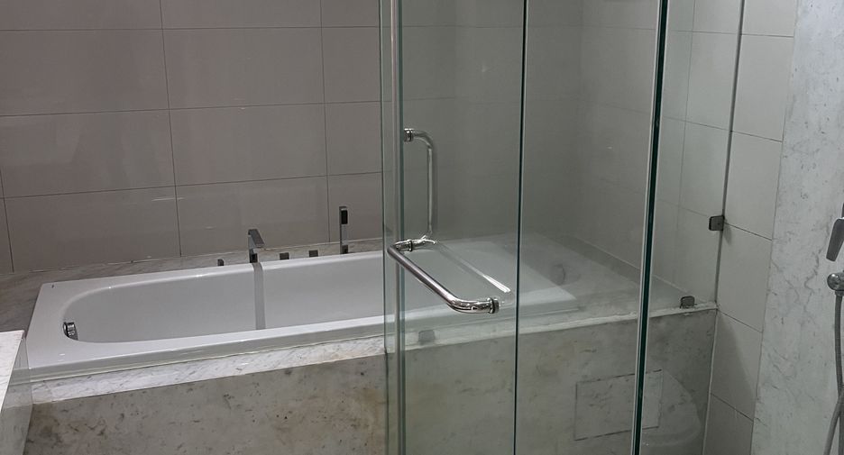 For sale 2 bedrooms apartment in Mueang Phuket, Phuket