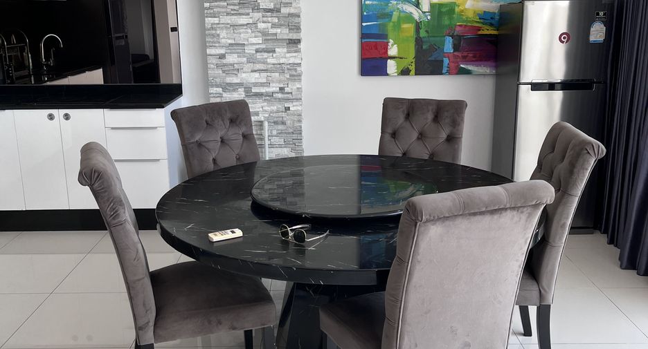 For sale 2 bedrooms apartment in Mueang Phuket, Phuket