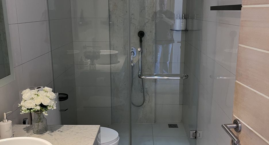 For sale 2 bedrooms apartment in Mueang Phuket, Phuket