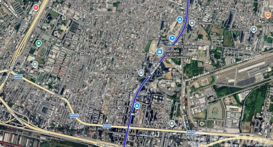 Haus zum Kauf mit 5 Zimmer in Huai Khwang, Bangkok