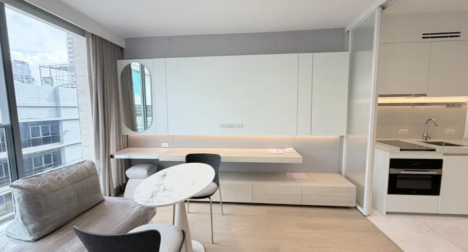For rent 1 bed condo in Watthana, Bangkok