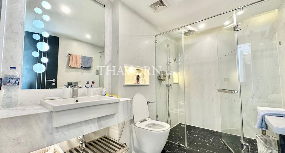 Condo en venta de 2 habitaciones en Pratumnak, Pattaya