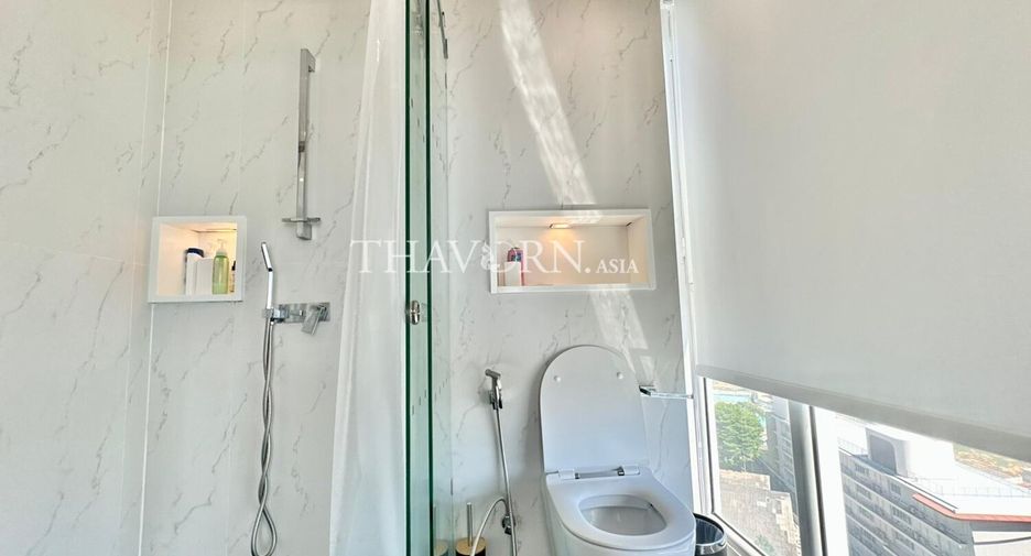 Condo en venta de 2 habitaciones en Pratumnak, Pattaya