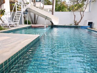 For sale 4 bedrooms house in Jomtien, Pattaya