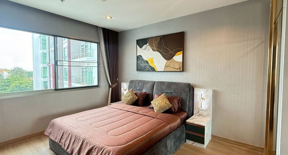 For rent 3 bedrooms condo in Mueang Chiang Mai, Chiang Mai