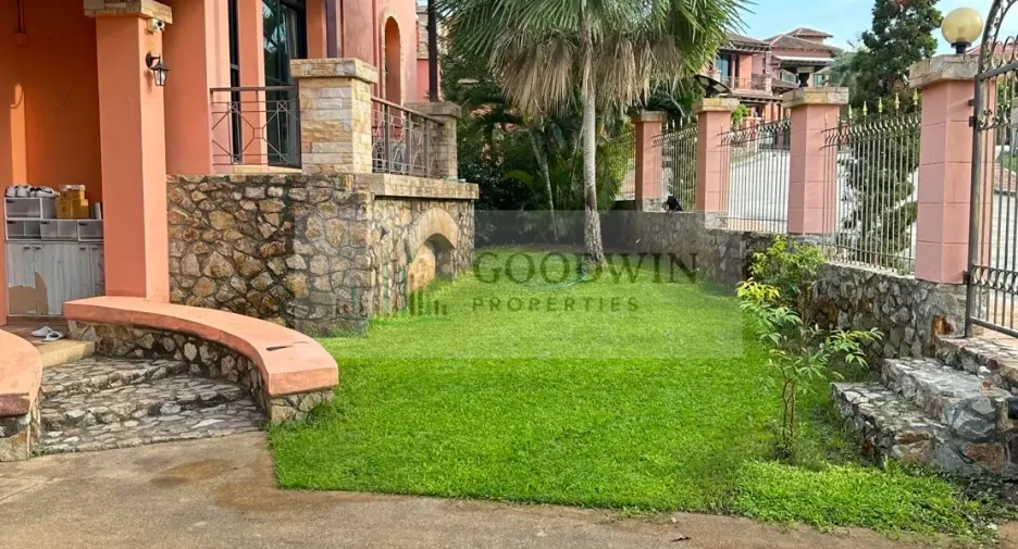 For rent 2 bedrooms house in East Pattaya, Pattaya