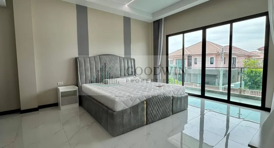 Haus zur Miete mit 4 Zimmer in East Pattaya, Pattaya