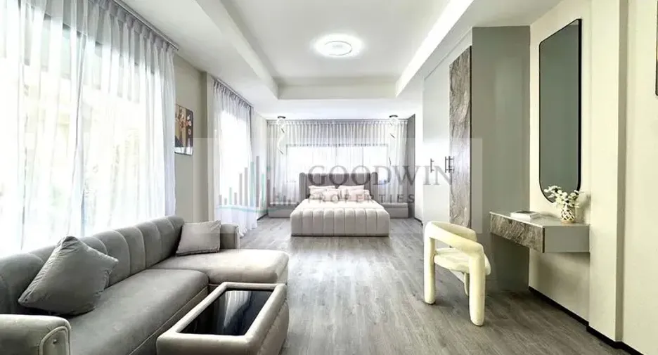 For sale 5 bedrooms house in Bang Lamung, Chonburi