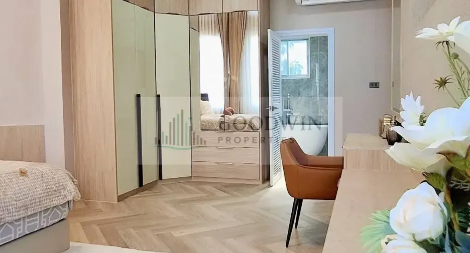 Haus zum Kauf mit 4 Zimmer in Bang Lamung, Chonburi