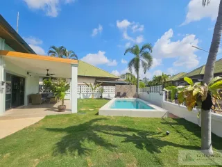 Haus zur Miete mit 3 Zimmer in Bang Lamung, Chonburi