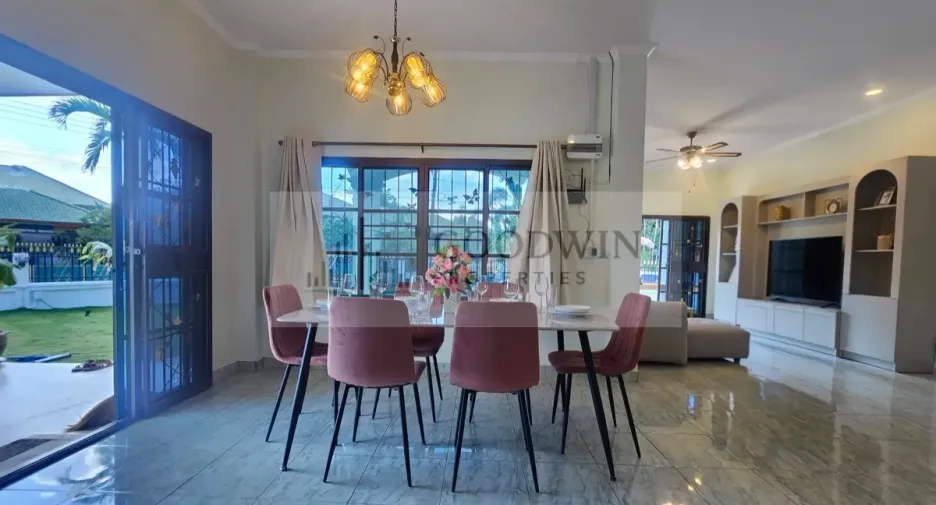 Haus zur Miete mit 3 Zimmer in East Pattaya, Pattaya