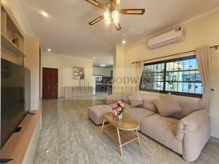 Haus zur Miete mit 3 Zimmer in Bang Lamung, Chonburi