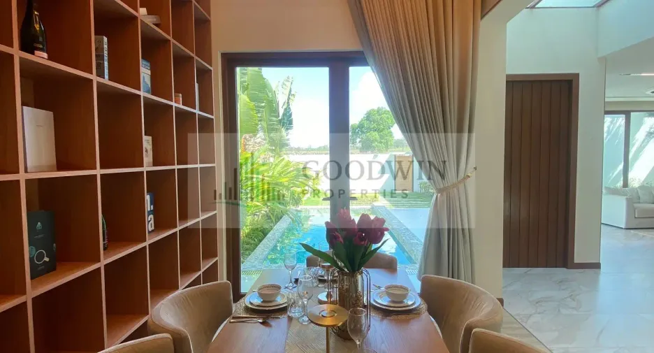 Casa en venta de 5 habitaciones en Bang Lamung, Chonburi