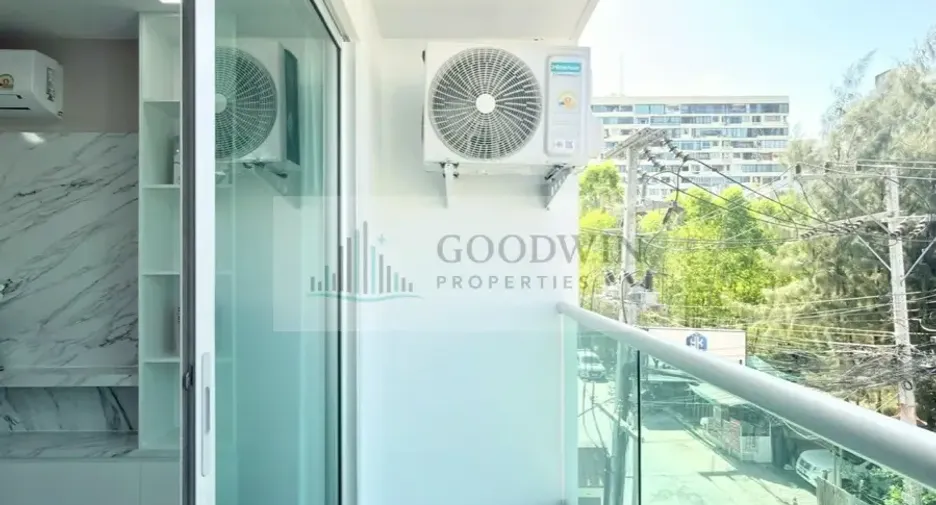 For sale studio condo in Pratumnak, Pattaya