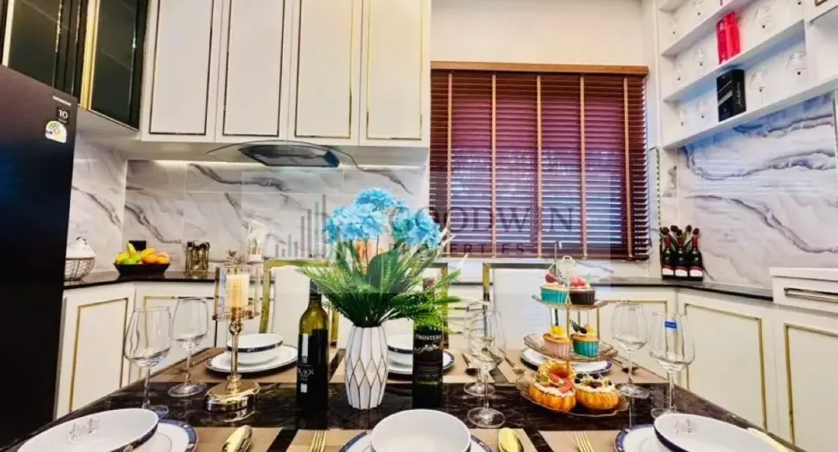 For sale 3 bedrooms condo in East Pattaya, Pattaya