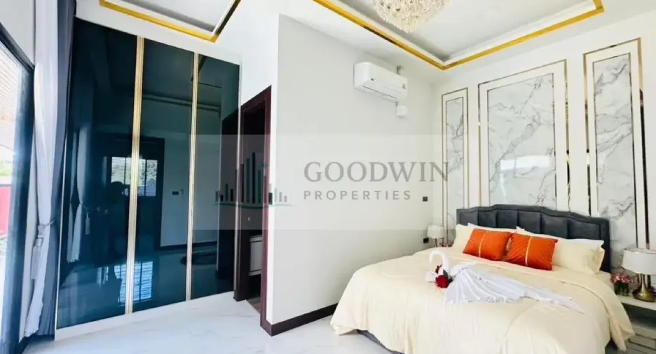 For sale 3 bedrooms condo in East Pattaya, Pattaya