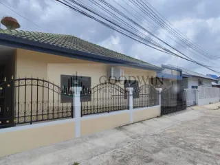 À louer 3 chambres maison à Bang Lamung, Chonburi