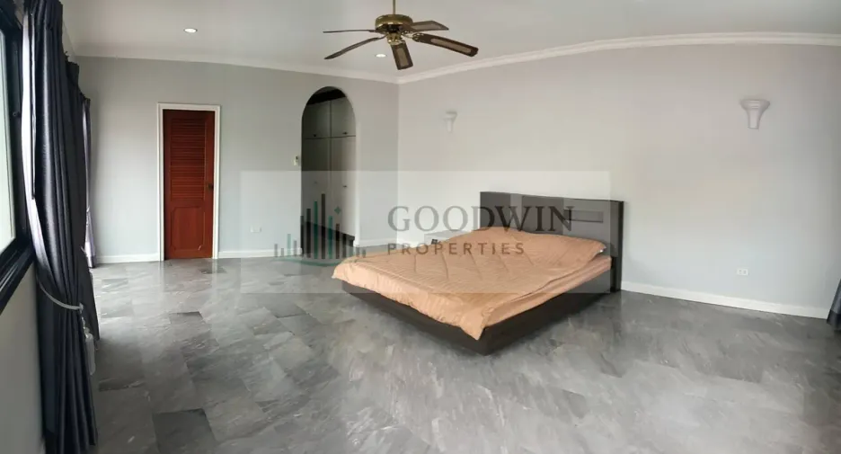 Haus zum Kauf und zur Miete mit 3 Zimmer in East Pattaya, Pattaya