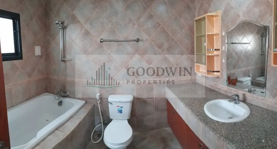 Haus zum Kauf und zur Miete mit 3 Zimmer in East Pattaya, Pattaya