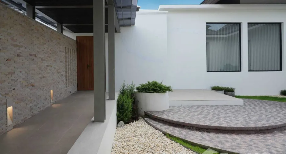 For sale 4 bedrooms villa in Kathu, Phuket