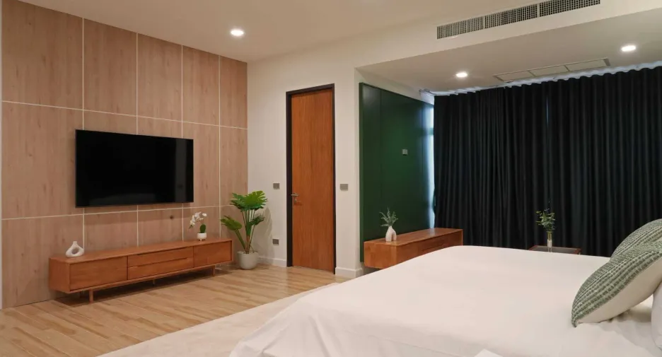 For sale 4 bedrooms villa in Kathu, Phuket