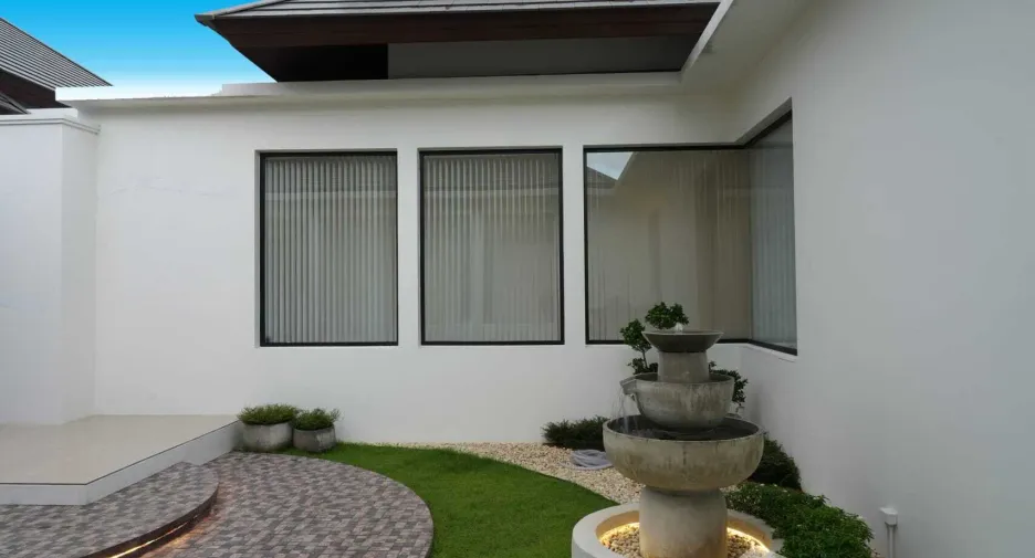 For sale 4 bedrooms villa in Kathu, Phuket