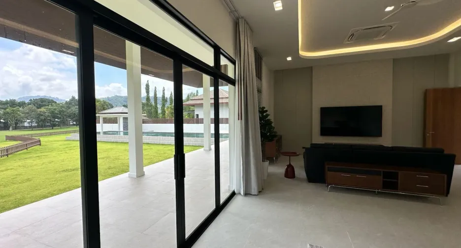 Продажа 4 спальни вилла в Катху, Пхукет
