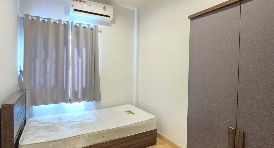 For rent 3 bedrooms townhouse in Mueang Chiang Mai, Chiang Mai