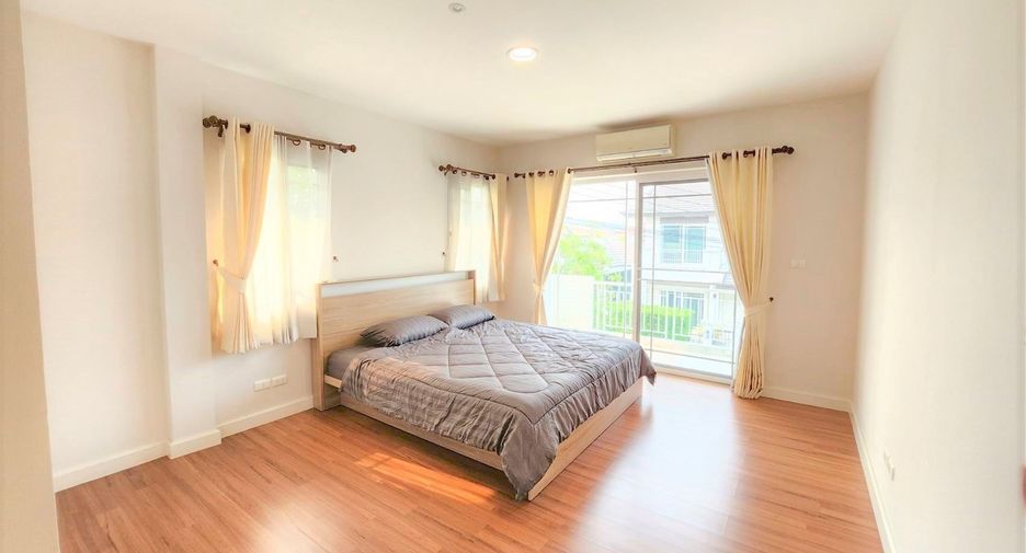 For rent 3 bedrooms house in Mueang Chiang Mai, Chiang Mai