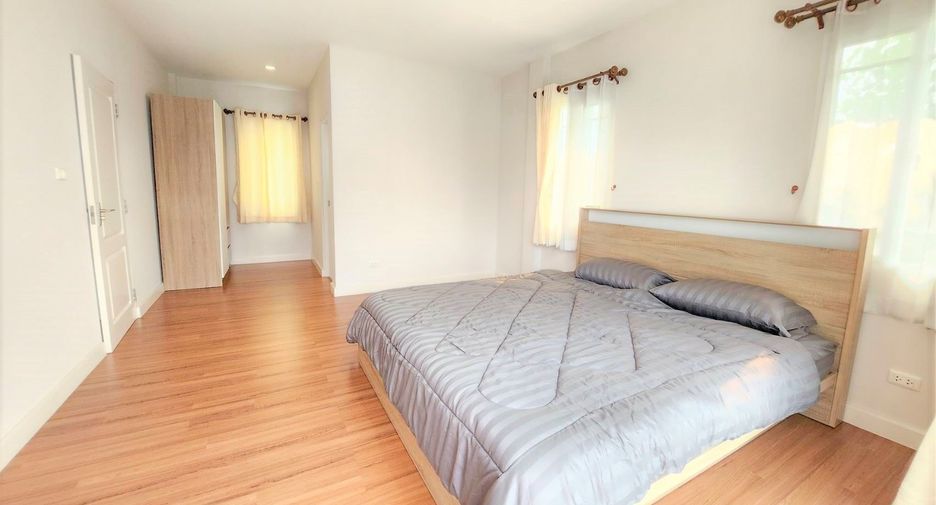 For rent 3 bedrooms house in Mueang Chiang Mai, Chiang Mai
