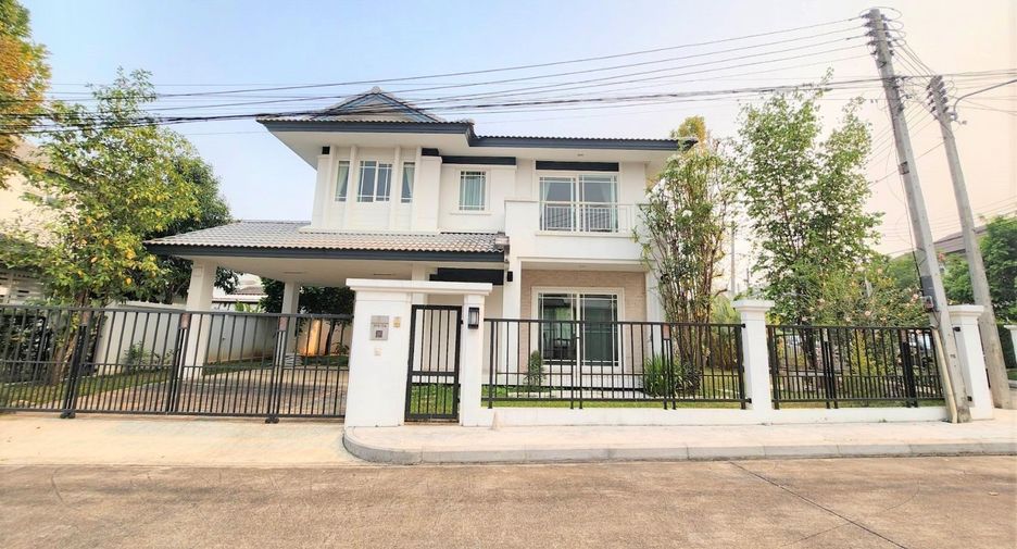 For rent 3 bedrooms house in Mueang Chiang Mai, Chiang Mai
