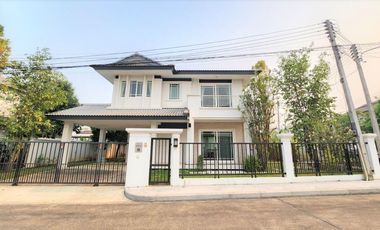 For rent 3 bedrooms house in Mueang Chiang Mai, Chiang Mai