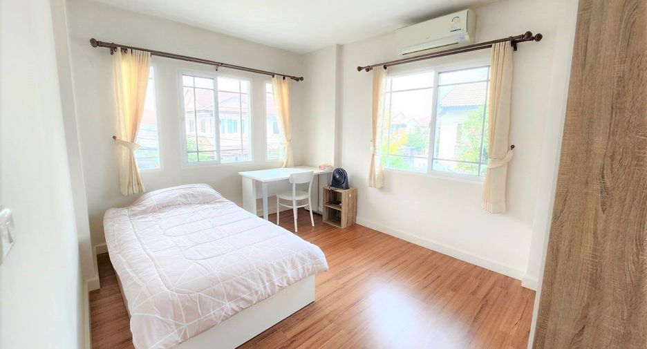 For rent 3 bedrooms house in Mueang Chiang Mai, Chiang Mai