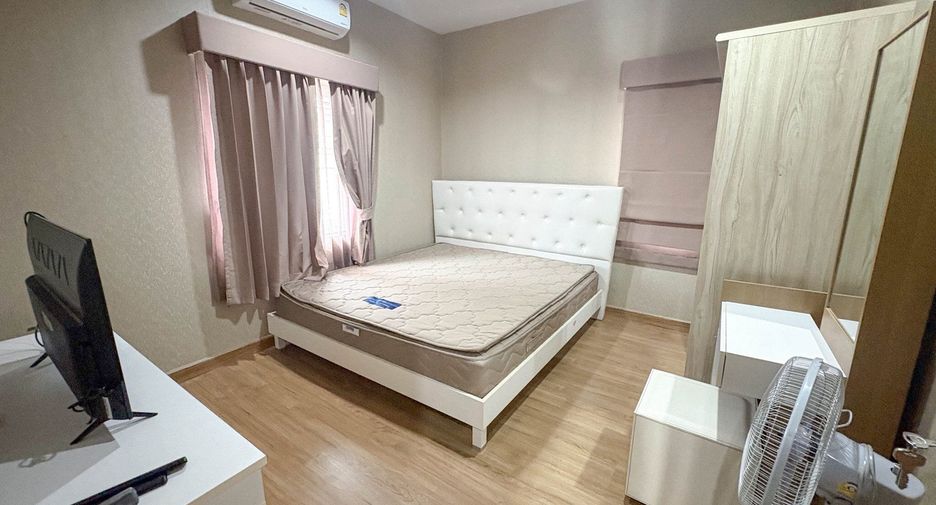 Casa en alquiler de 6 habitaciones en San Kamphaeng, Chiang Mai