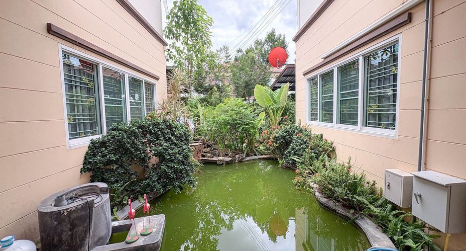 Casa en alquiler de 6 habitaciones en San Kamphaeng, Chiang Mai