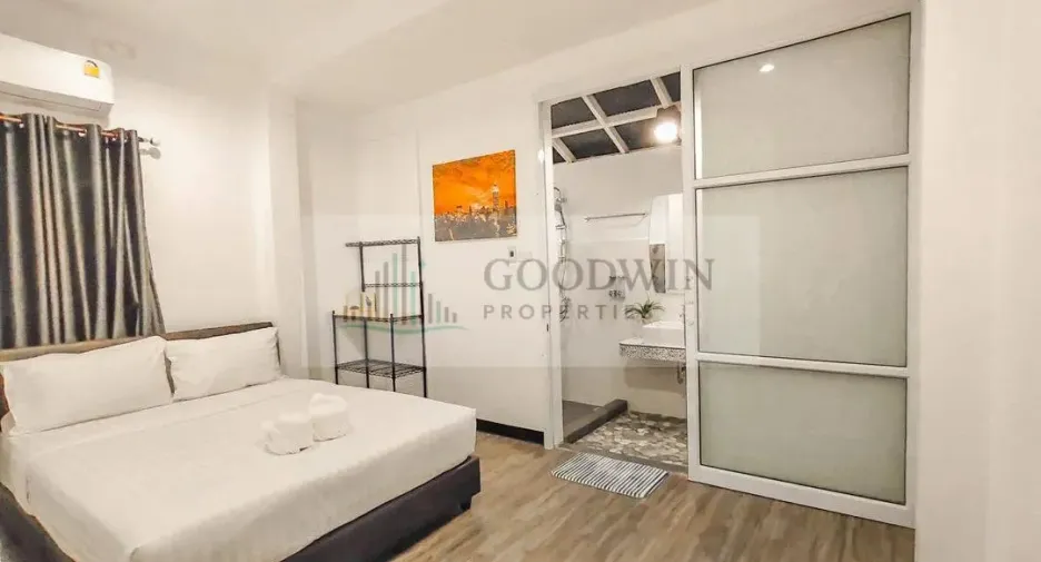 Casa en venta y en alquiler de 4 habitaciones en Jomtien, Pattaya