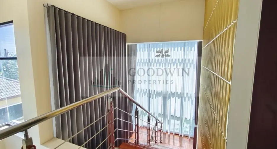 For rent and for sale 5 bedrooms house in Bang Lamung, Chonburi
